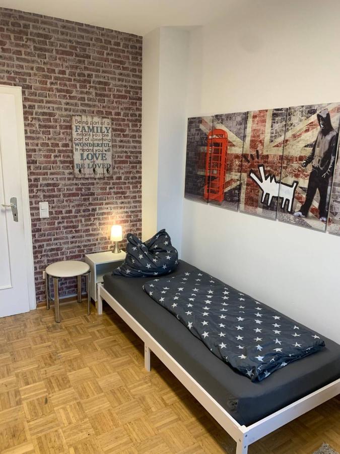 Mainpark Apartment 4 Schlafzimmer Bis Zu 10 Personen Direkt Ueber Aschaffapartment Bei Aschaffenburg Mainaschaff 외부 사진