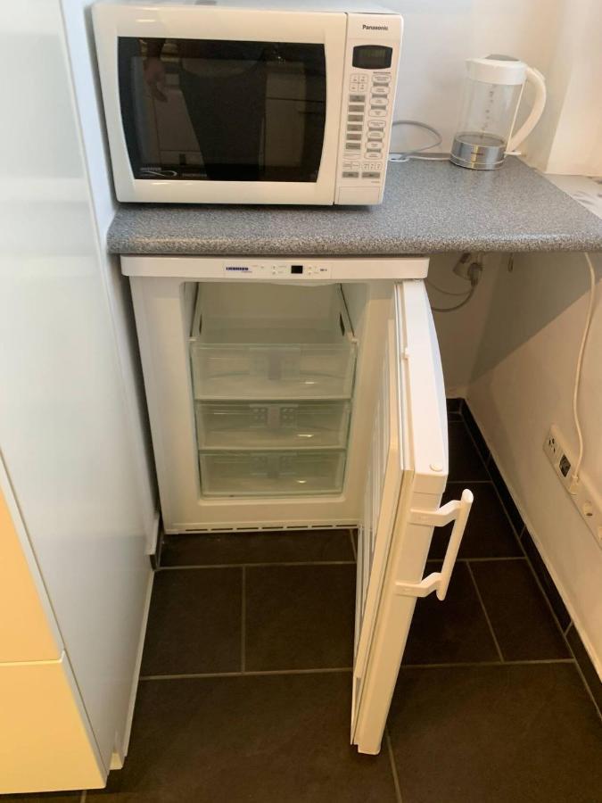 Mainpark Apartment 4 Schlafzimmer Bis Zu 10 Personen Direkt Ueber Aschaffapartment Bei Aschaffenburg Mainaschaff 외부 사진