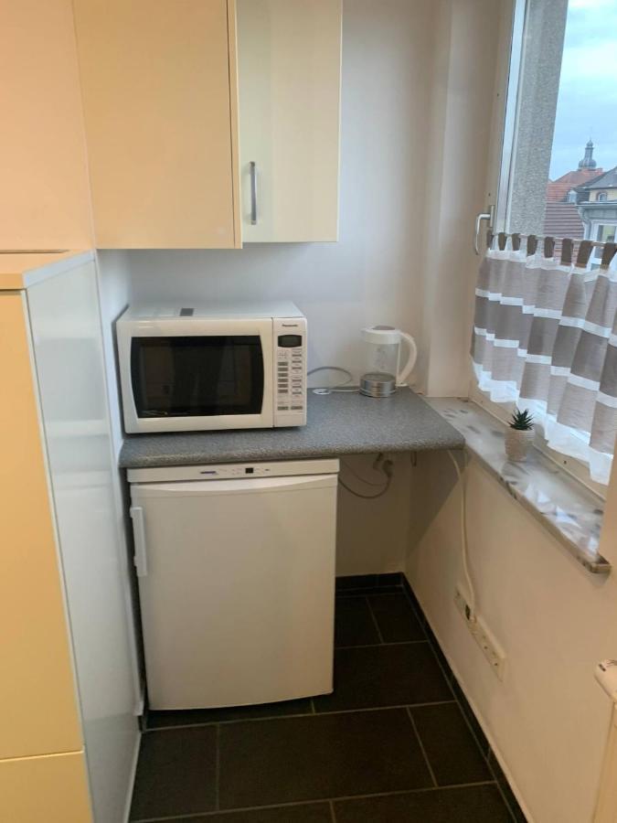 Mainpark Apartment 4 Schlafzimmer Bis Zu 10 Personen Direkt Ueber Aschaffapartment Bei Aschaffenburg Mainaschaff 외부 사진