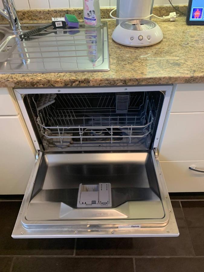 Mainpark Apartment 4 Schlafzimmer Bis Zu 10 Personen Direkt Ueber Aschaffapartment Bei Aschaffenburg Mainaschaff 외부 사진