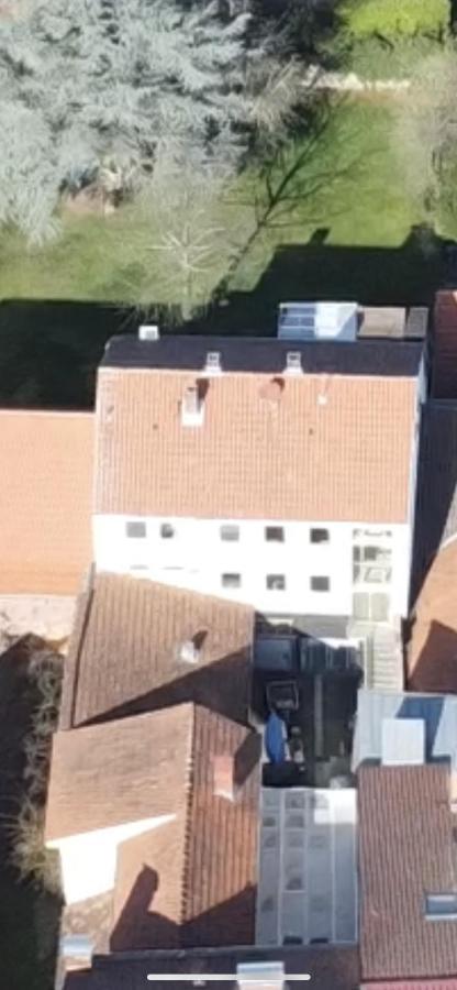 Mainpark Apartment 4 Schlafzimmer Bis Zu 10 Personen Direkt Ueber Aschaffapartment Bei Aschaffenburg Mainaschaff 외부 사진