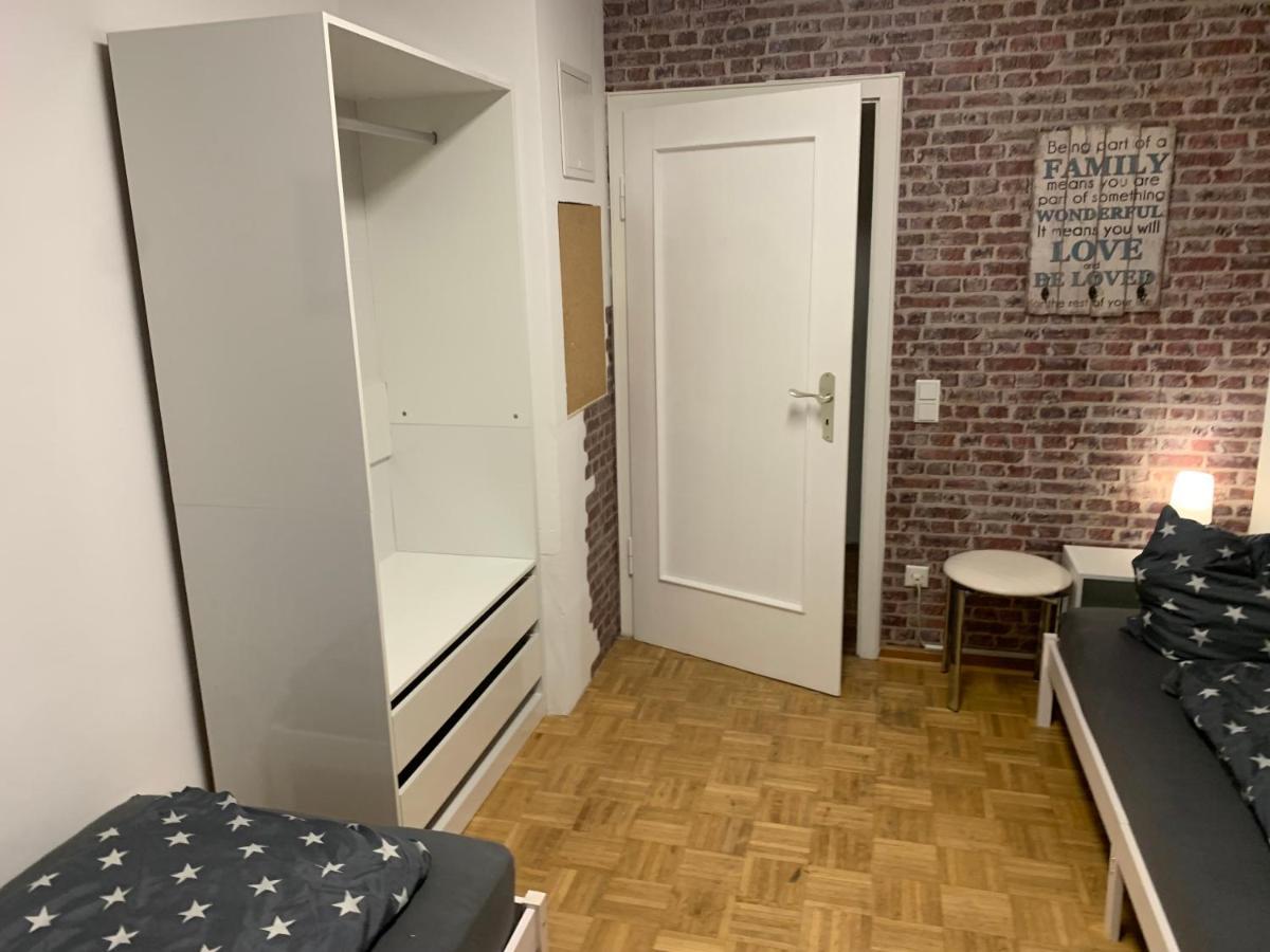 Mainpark Apartment 4 Schlafzimmer Bis Zu 10 Personen Direkt Ueber Aschaffapartment Bei Aschaffenburg Mainaschaff 외부 사진